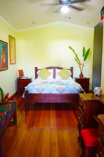Inn Jimenez Bed & Breakfast