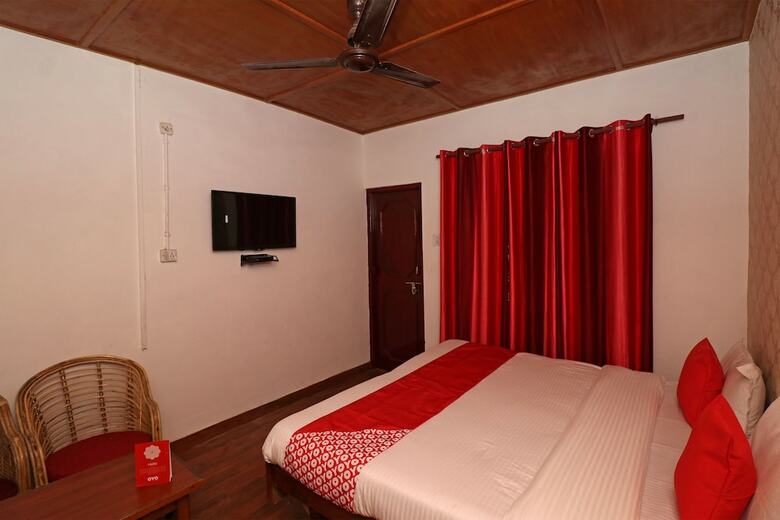 Hotel Oyo 26232 Mahima Resorts