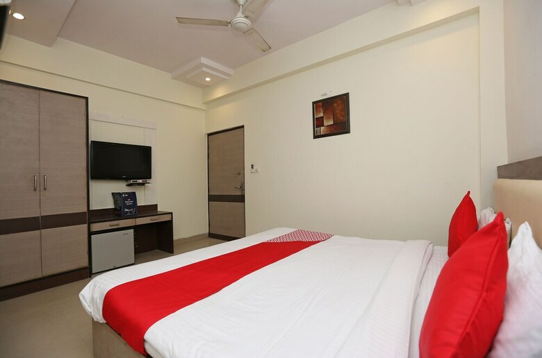 Oyo 19459 Hotel The Kamta