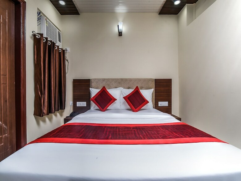 Hotel Oyo 18408 Twilight
