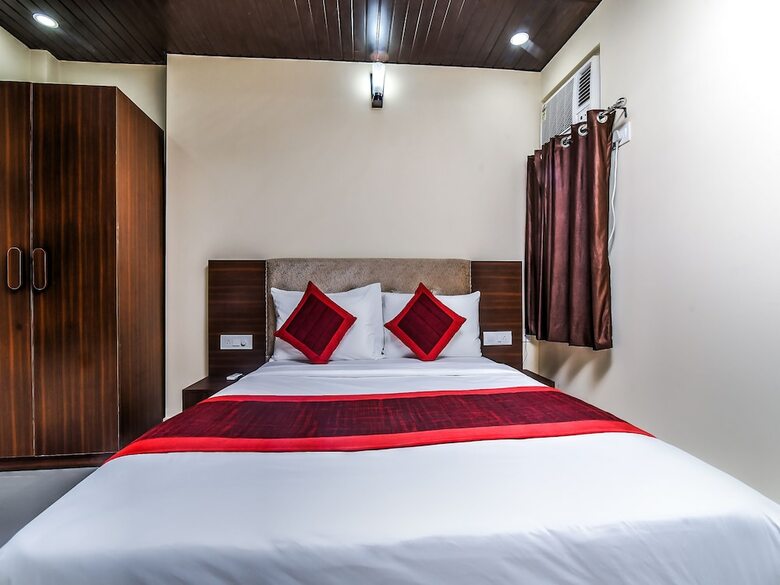 Hotel Oyo 18408 Twilight