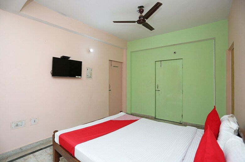 Oyo 19971 Hotel New Urvashi