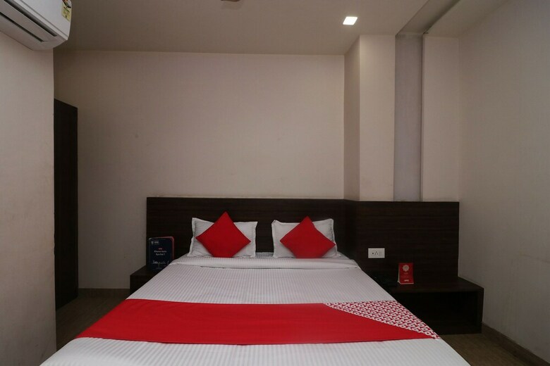 Oyo 22826 Hotel Sheltear & Resturant