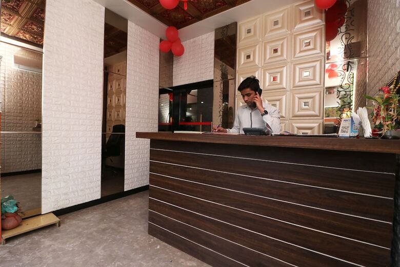 Oyo 22826 Hotel Sheltear & Resturant