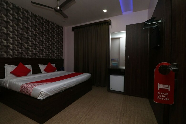 Oyo 22826 Hotel Sheltear & Resturant