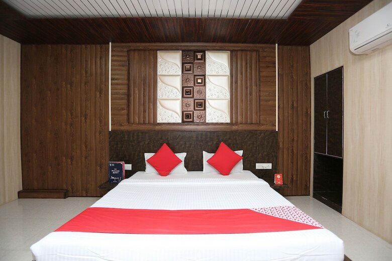 Oyo 7828 Hotel Saket