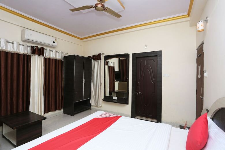 Oyo 7828 Hotel Saket