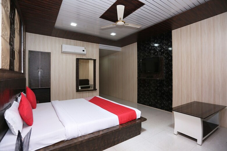 Oyo 7828 Hotel Saket