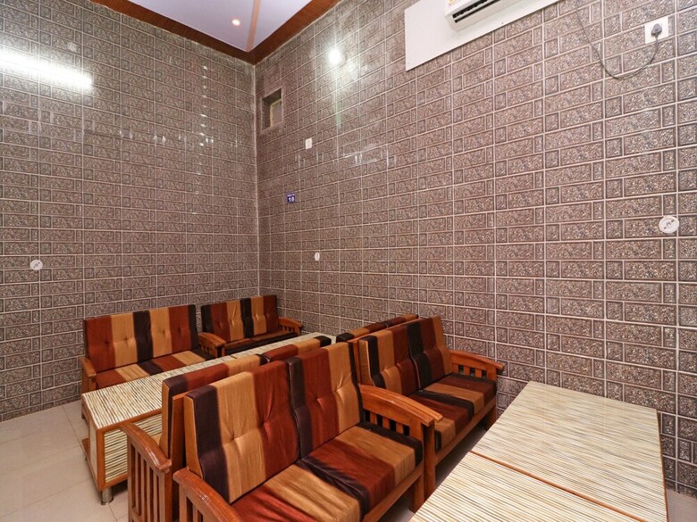 Oyo 22646 Jyoti Hotel