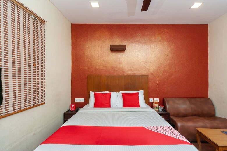 Hotel Oyo 2527 Lake View Park
