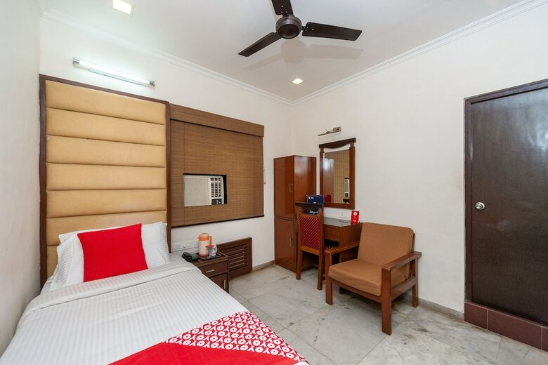 Hotel Oyo 2527 Lake View Park