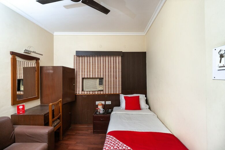 Hotel Oyo 2527 Lake View Park