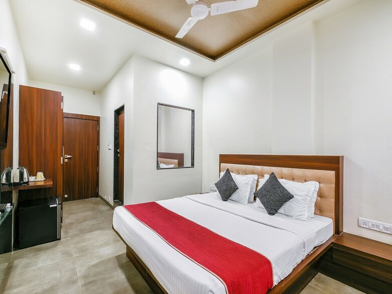 Hotel Oyo 7057 Global Inn