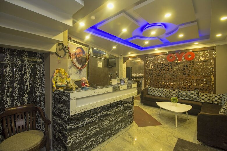 Hotel Oyo 24810 Silver Crescent