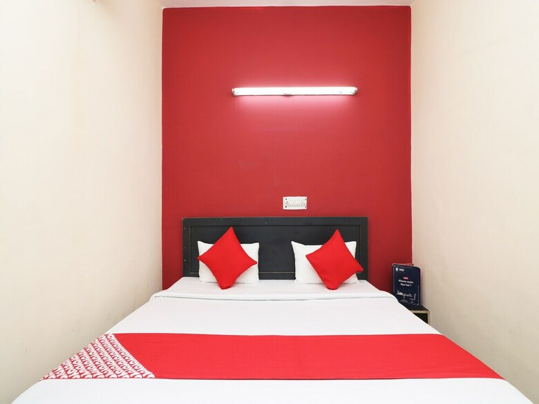 Hotel Oyo 26782 Mehak Palace