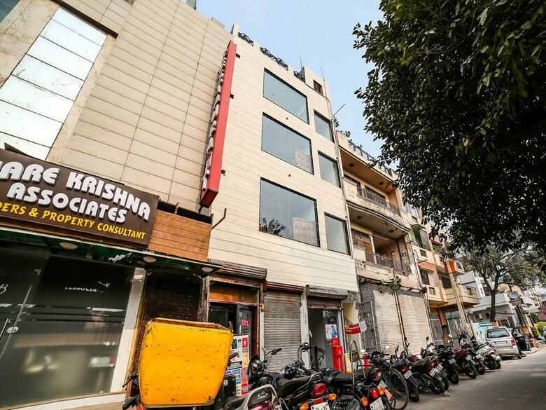 Oyo 26589 Hotel Royal Town