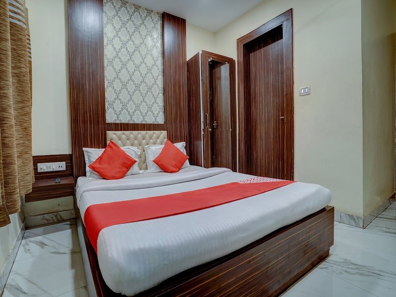 Hotel Oyo 27630 Capital Residency