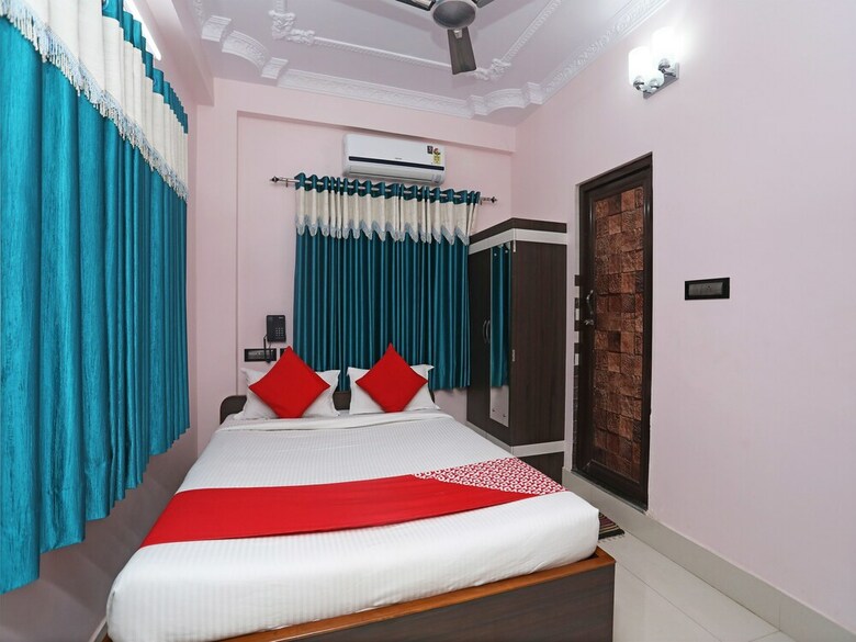 Hotel Oyo 25018 Saanvi