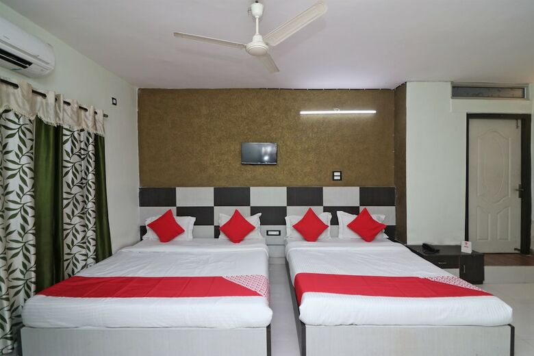 Oyo 4817 Hotel Hill Heights