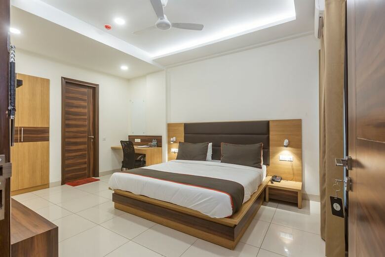 Hotel Edition O 300066 Mahipalpur