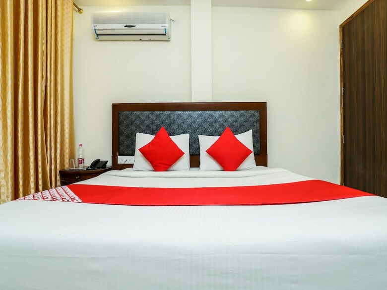 Oyo 23466 Hotel Planet