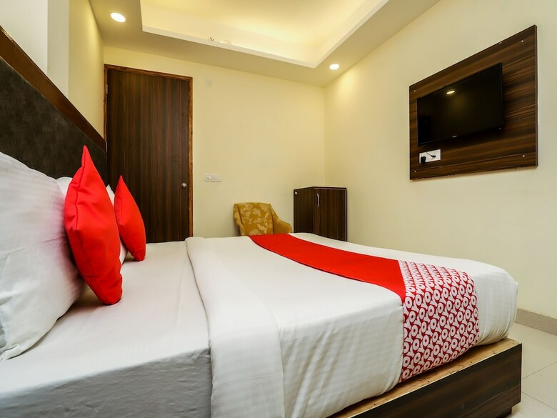 Oyo 23466 Hotel Planet