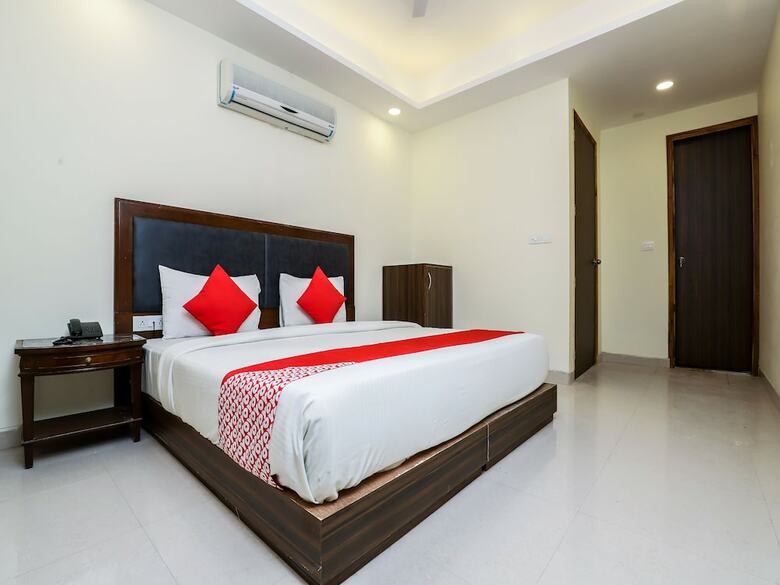 Oyo 23466 Hotel Planet