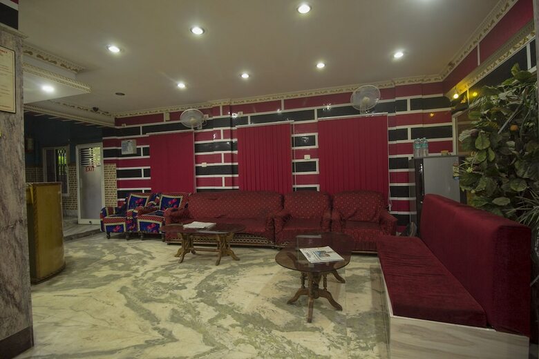 Hotel Oyo 16794 Bidhan Residency