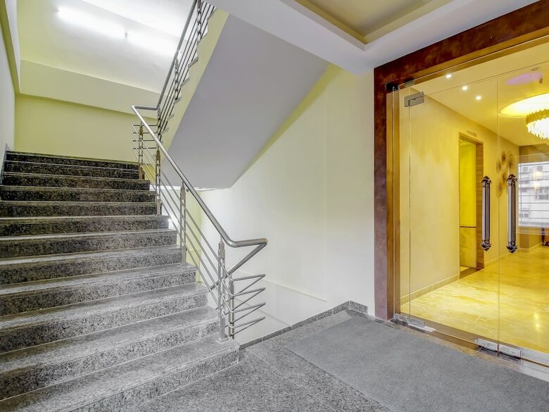 Hotel Capital O 28086 Sindhura Grand