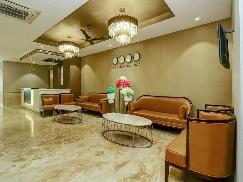 Hotel Capital O 28086 Sindhura Grand