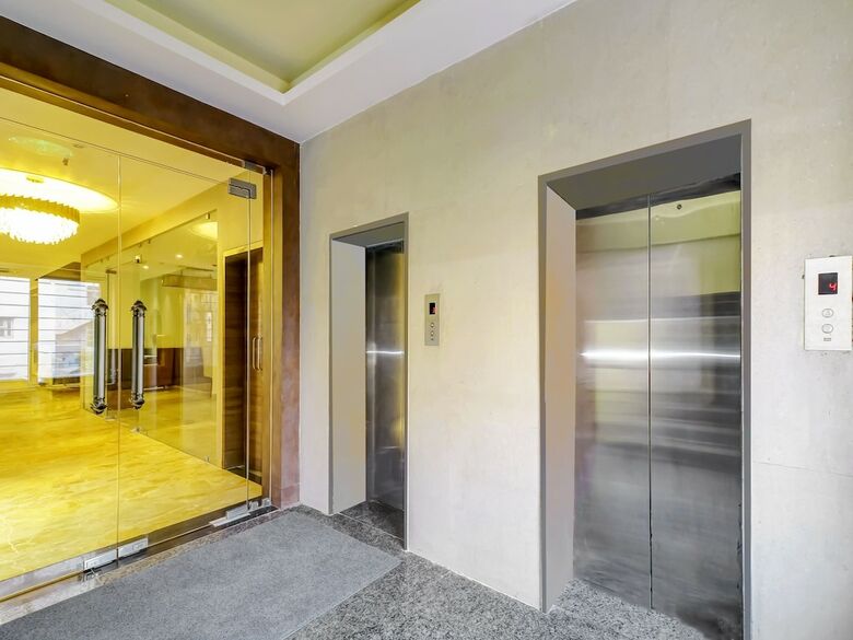 Hotel Capital O 28086 Sindhura Grand