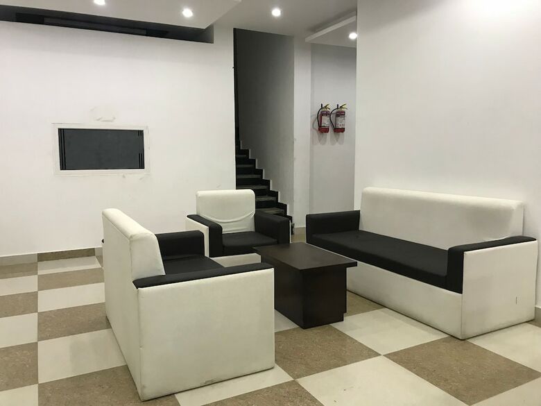 Oyo 23159 Hotel Suryansh