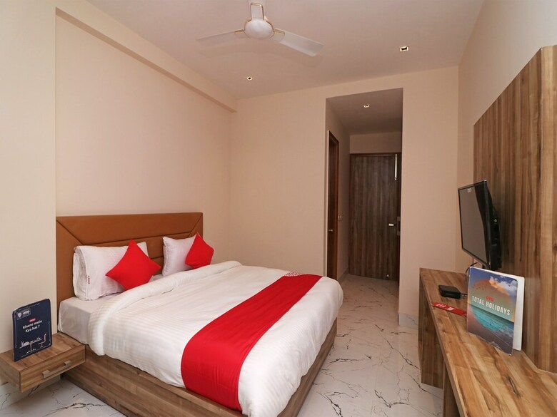 Oyo 24754 Hotel Good Luck House