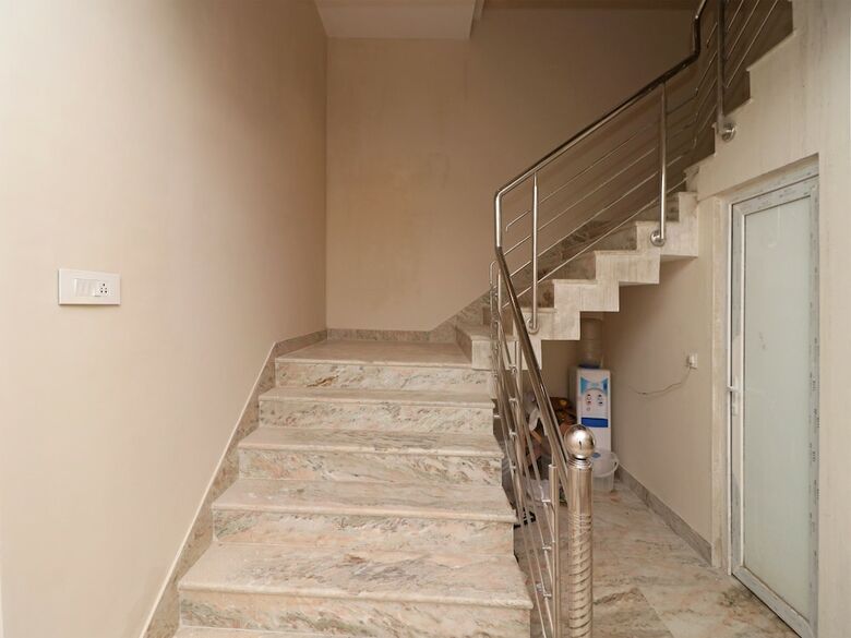 Oyo 24754 Hotel Good Luck House