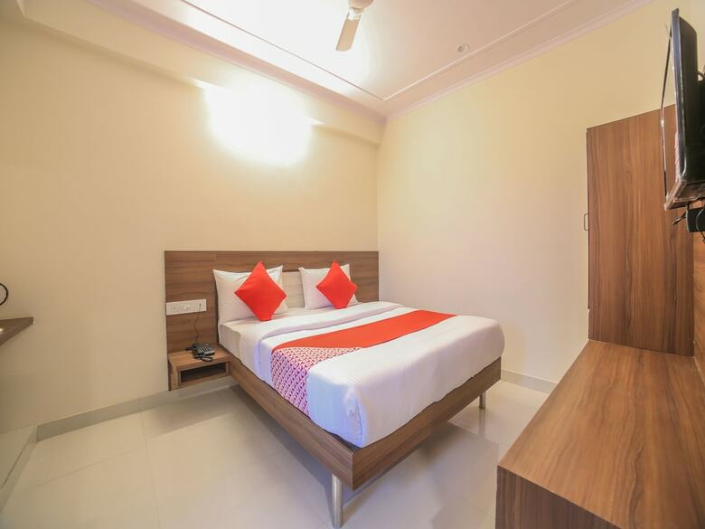 Oyo 24565 Hotel Morgan