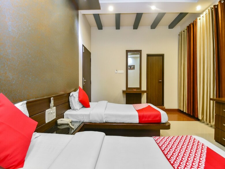 Oyo 6296 Hotel Park Avenue