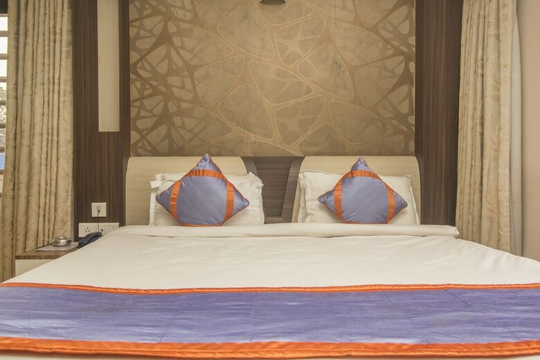 Oyo 28319 Hotel Ganayak