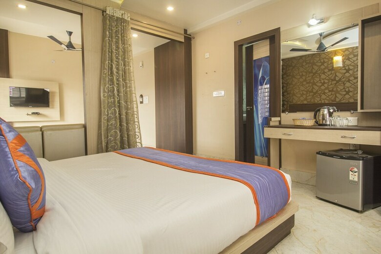 Oyo 28319 Hotel Ganayak