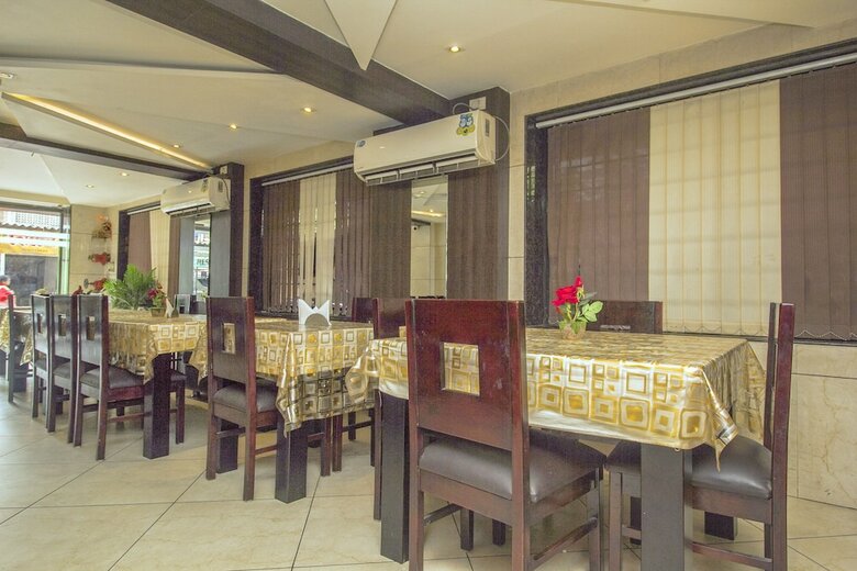 Oyo 28319 Hotel Ganayak