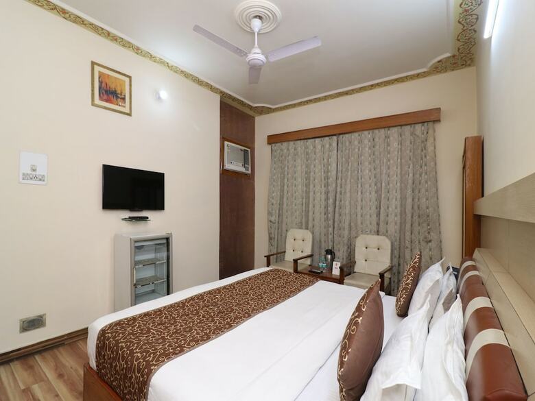 Oyo 2468 Hotel Bikaner