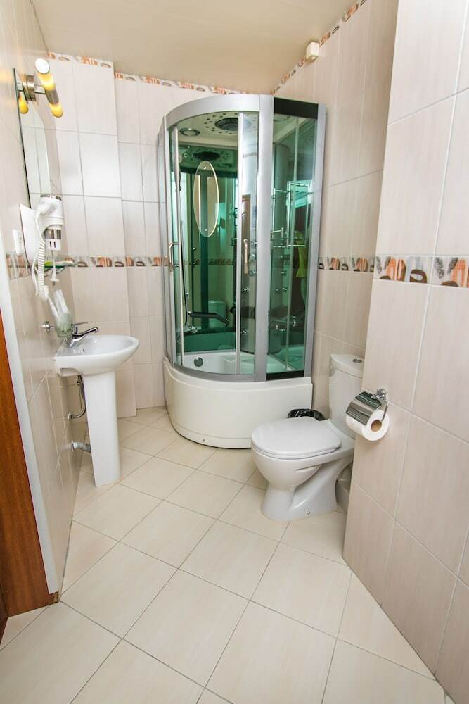 Takmak Spa Hotel