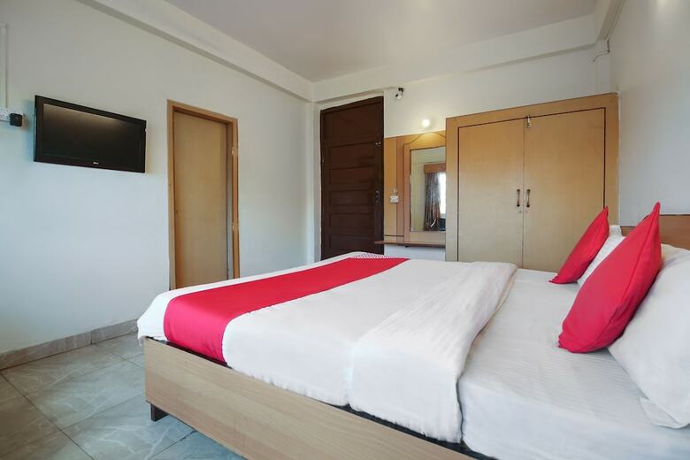 Oyo 22884 Hotel Shingar