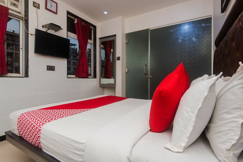 Oyo 24050 Hotel Sweet Dream
