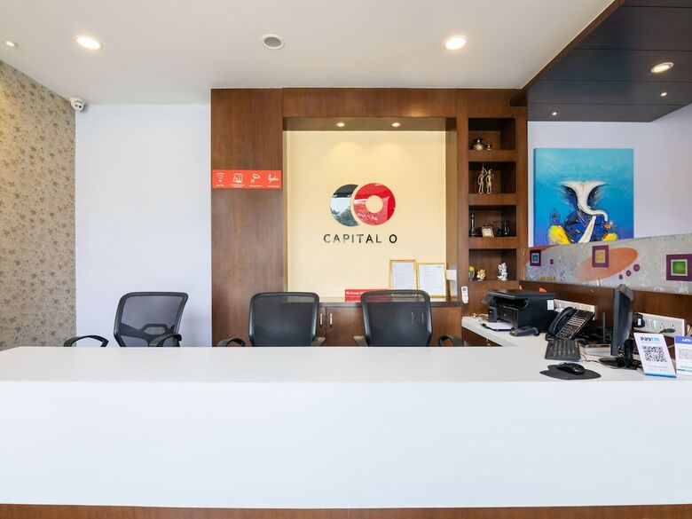 Hotel Capital O 28398 Mysore Gate