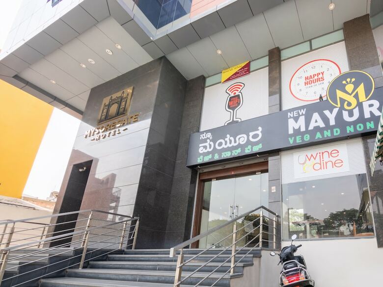 Hotel Capital O 28398 Mysore Gate