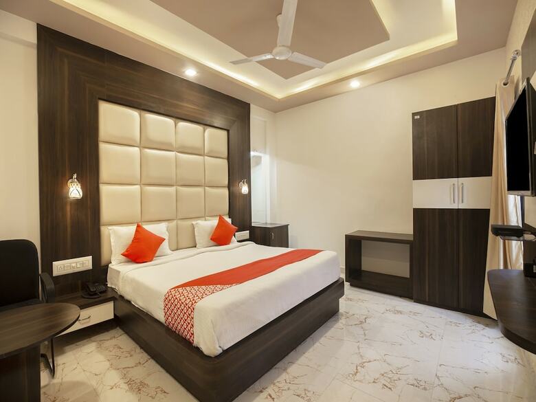 Hotel Oyo Flagship 28149 Mangal Residency