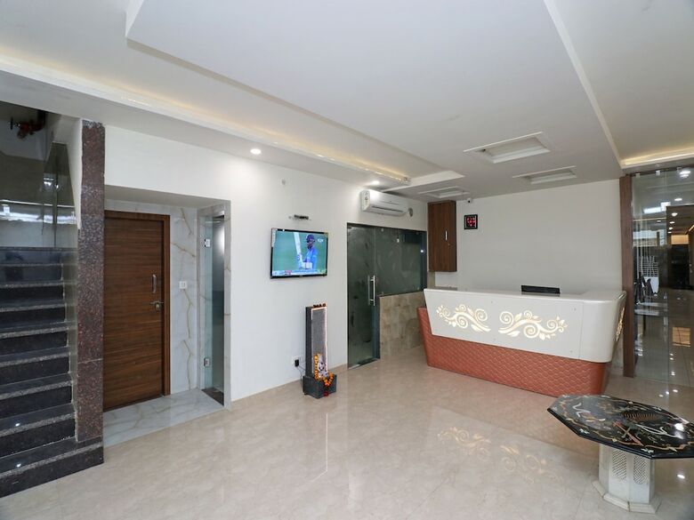 Capital O 28016 Hotel Big Dream