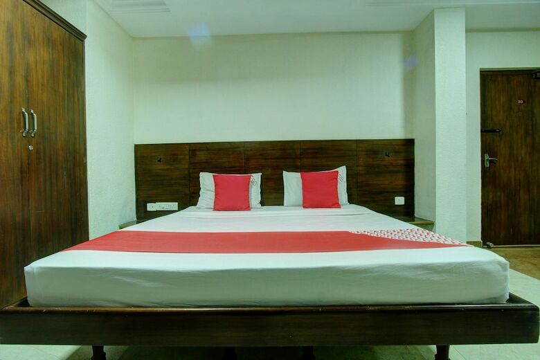 Oyo 26797 Ss Hotels