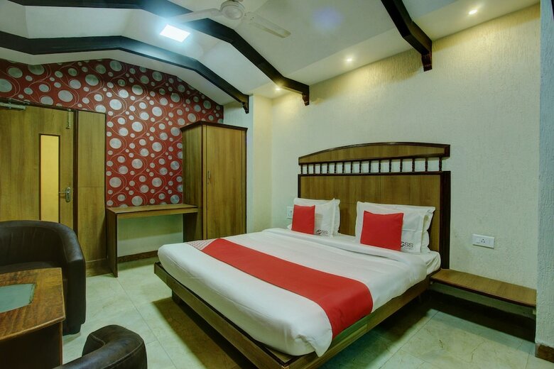 Oyo 26797 Ss Hotels