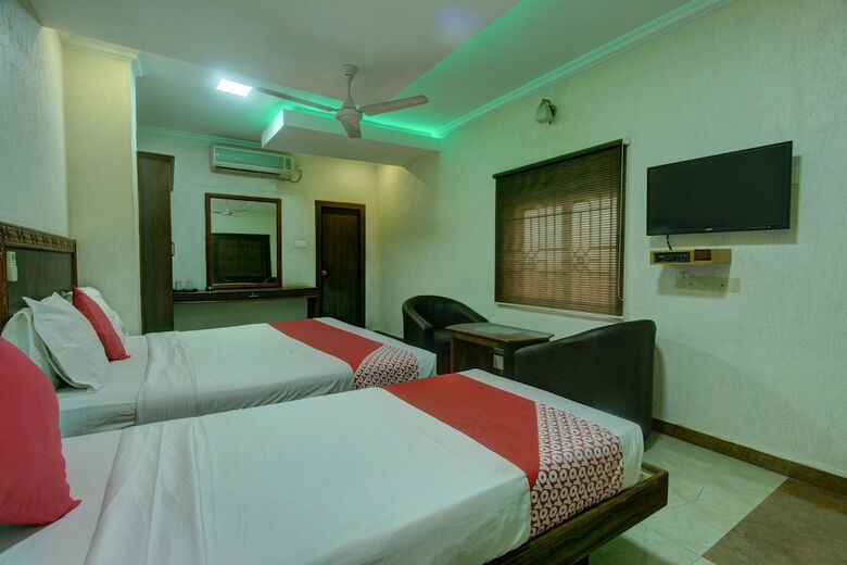Oyo 26797 Ss Hotels